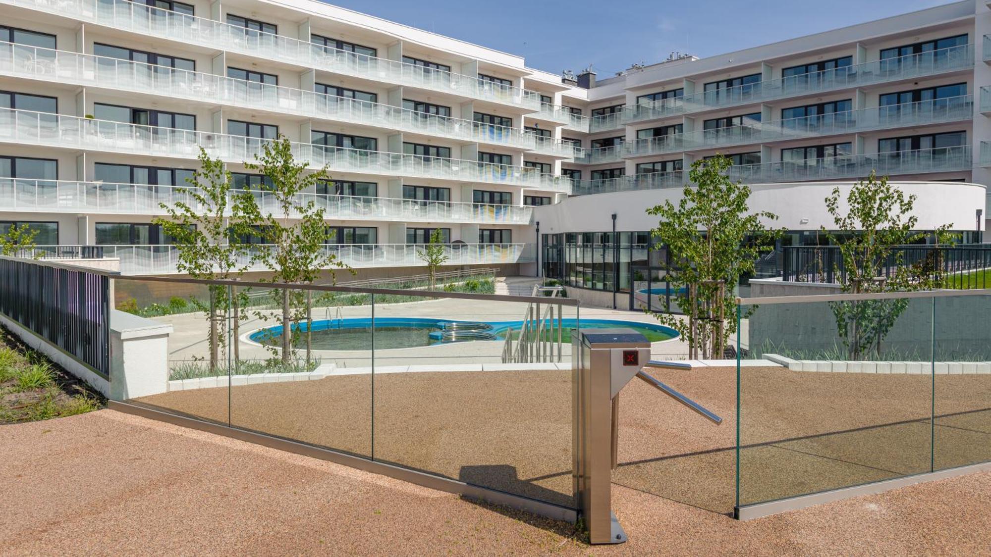 Apartament Lux Tukan B003, Polanki Aqua - Holiday City Kołobrzeg Esterno foto
