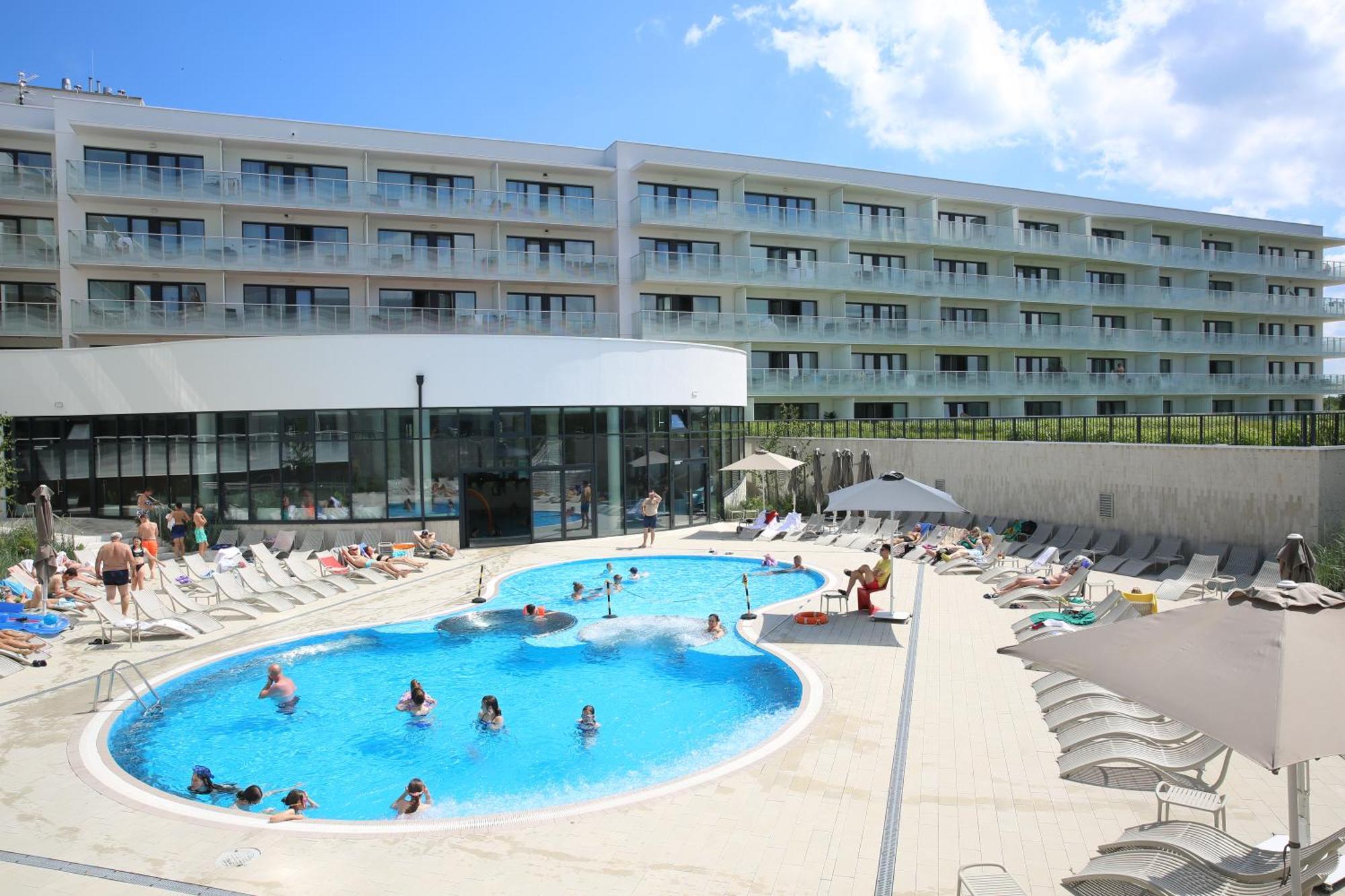 Apartament Lux Tukan B003, Polanki Aqua - Holiday City Kołobrzeg Esterno foto