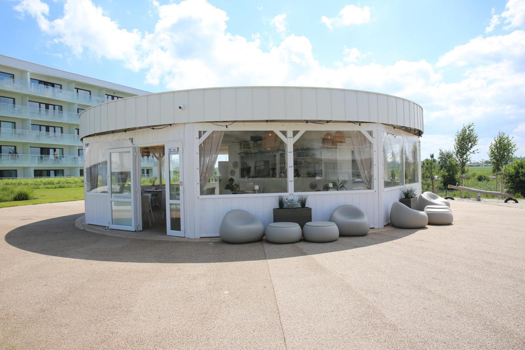 Apartament Lux Tukan B003, Polanki Aqua - Holiday City Kołobrzeg Esterno foto